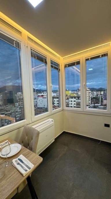 Peace And Luxury In Center, New Bazaar 2 Apartment