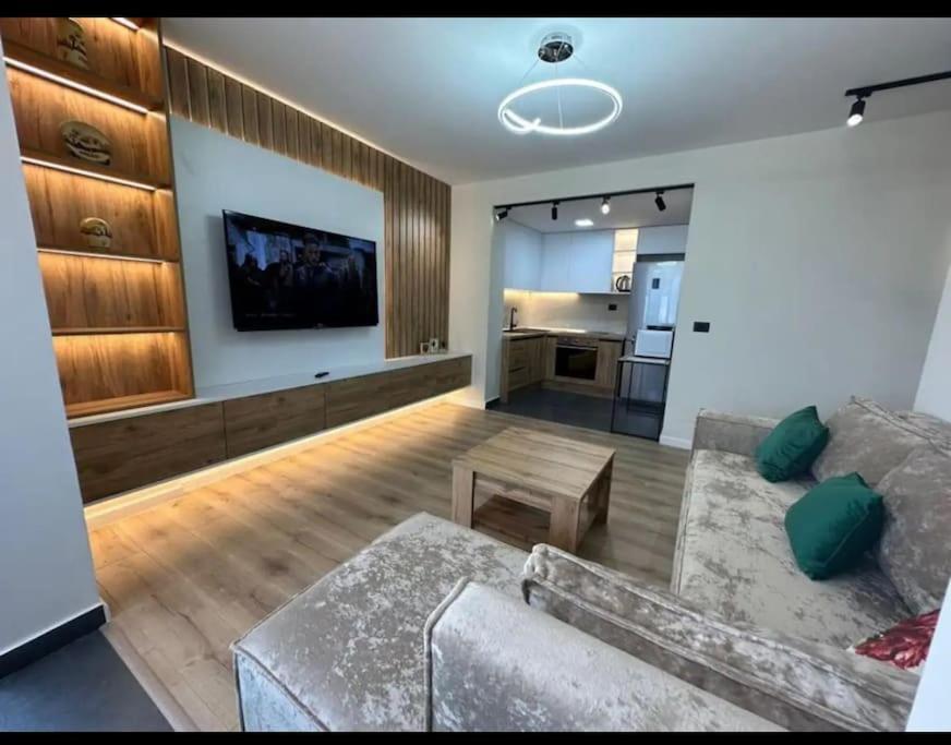 Appartement Peace And Luxury In Center, New Bazaar 2 Tirana